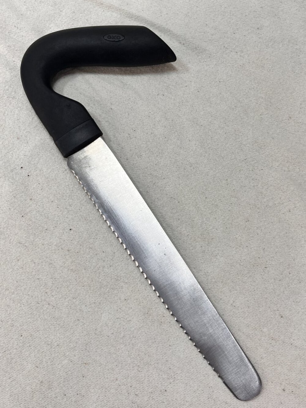 OXO Good Grips Natural Grip Assisted Use 8.25" Bread Knife